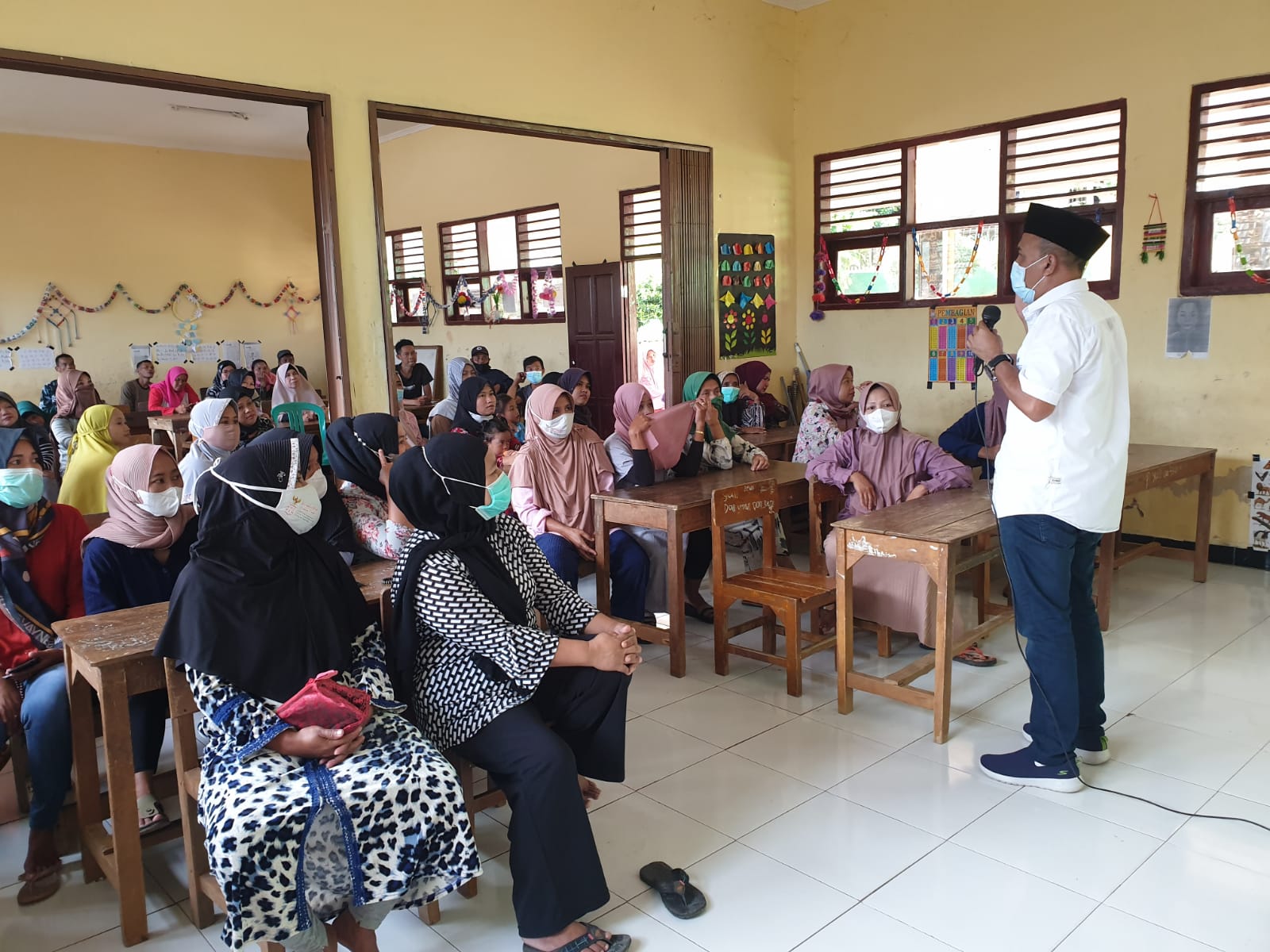 sosialisasi-vaksin-covid-19-usia-6-11-tahun-kecamatan-cinangka